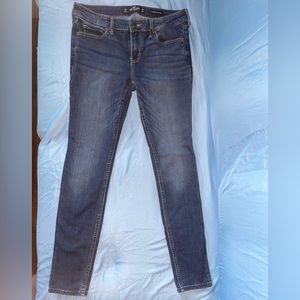 Hollister - Low Rise Super Skinny - 5S - 5 short - dark wash. Bundle 4 jeans $20